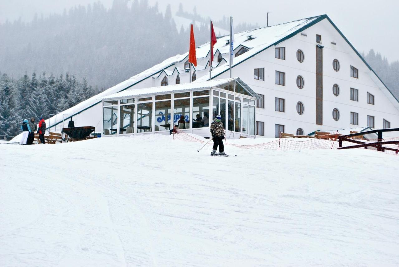 Kapriz Karakol Hotell Eksteriør bilde